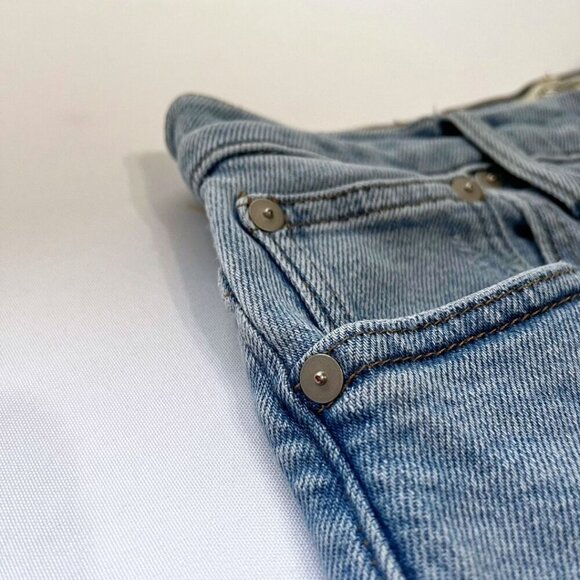 MADEWELL THE PERFECT VINTAGE JEANS DISTRESSED IN LIGHT WASH FRAY HEM - 26 - Picture 8 of 13